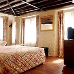 Hauteville Opera Hotel