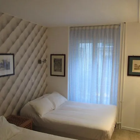 Hauteville Opera Hotel 3*