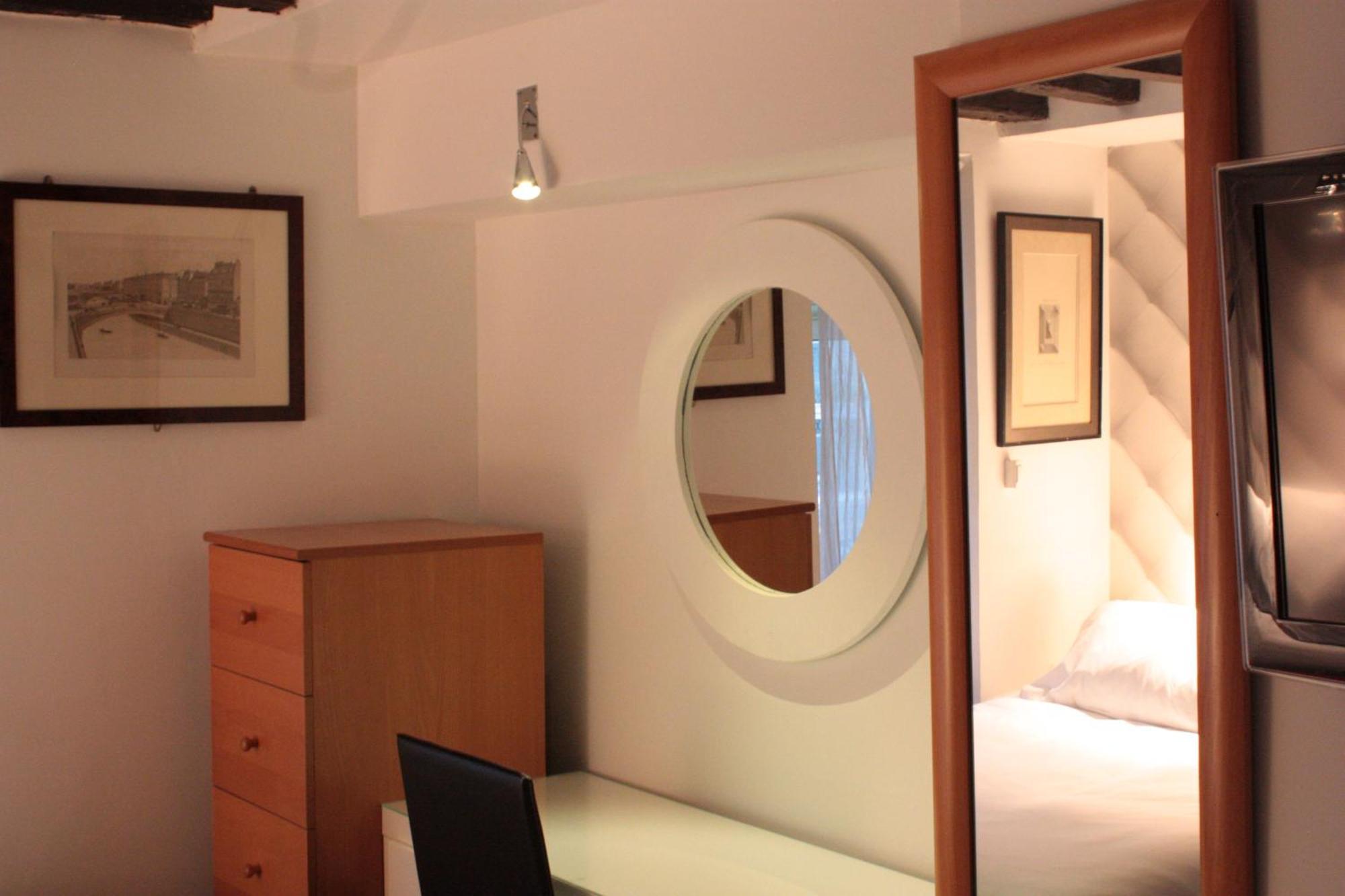 Hauteville Opera Hotel 3*