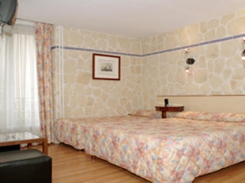 Hauteville Opera 3*