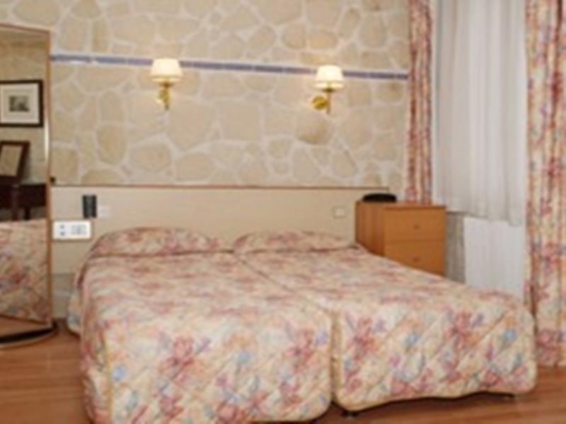 Hauteville Opera Hotel